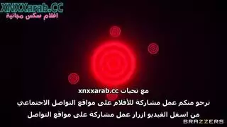 جنس في الجيم متعرق جوردي يضرب بجسمه المفتول