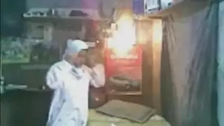 مراهق يمارس الجنس مع فتاة عربية ناضجة بوضعية كلابية جنس عنيف