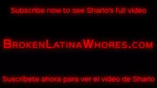 هيمنة شرجية قاسية وعمق حنجري للاتينا ذات العيون الزرقاء في مجموعة ثلاثية هواة خام