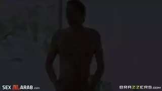 مترجم الام تعلم ابنها السكس