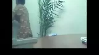 ركوب قوي في المكتب – هي مدمنة جنس